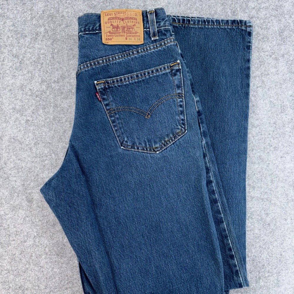 Vintage Levis 550 Relaxed Fit Jeans Mens 34x34 Blue Made in USA Denim 00550-4886